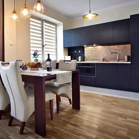 Niepodleglosci Serviced Apartments Warsaw Exterior photo